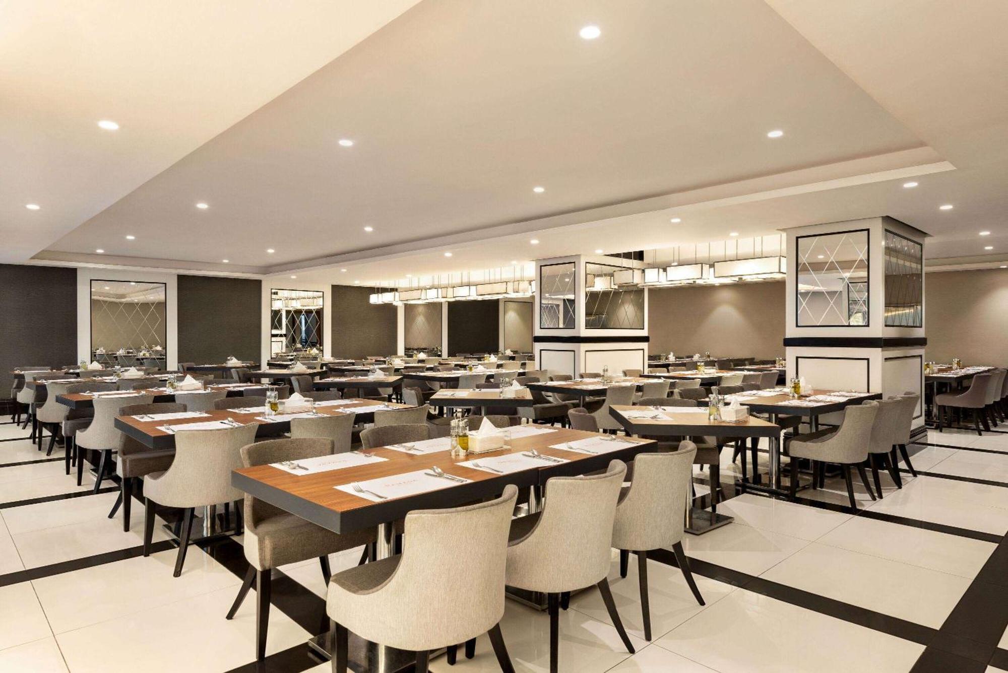 Ramada By Wyndham Makkah Zad Al Rawda Hotel Mecca Ngoại thất bức ảnh